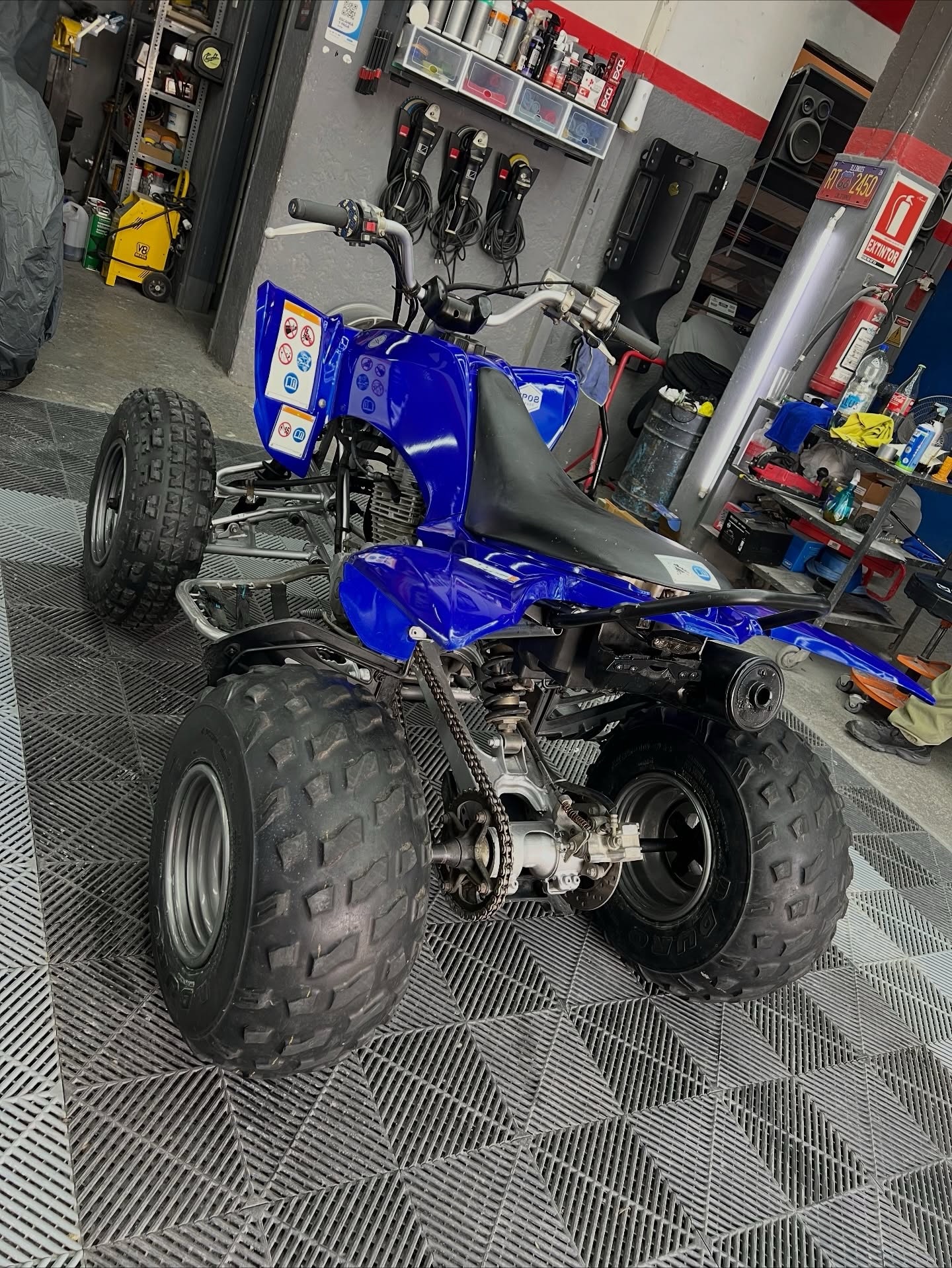 Yamaha Raptor 250 YFM250R – Blue - Image 4